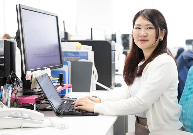 調達 職 E.Fさん