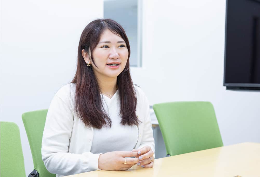 調達 職 E.Fさんインタビュー画像