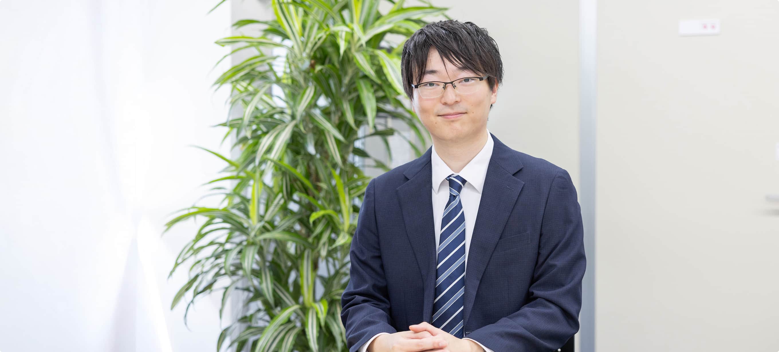 営業 職 Y.Nさんインタビューメインビジュアル