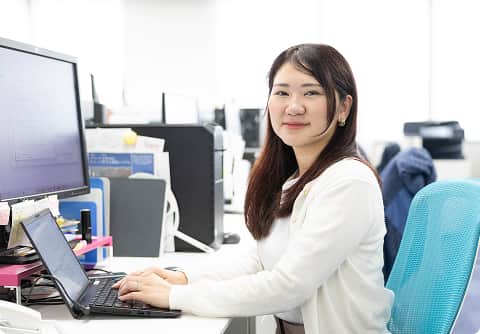 調達 職 E.Fさん